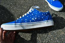 Load image into Gallery viewer, Custom Vans - Space Cat